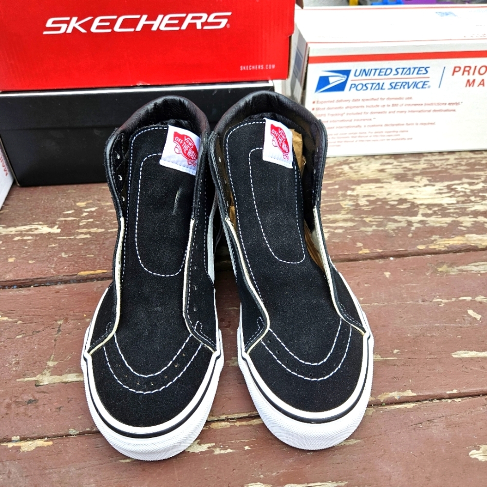 Vans Black High-Top Men's Shoes - Picture 14 of 16